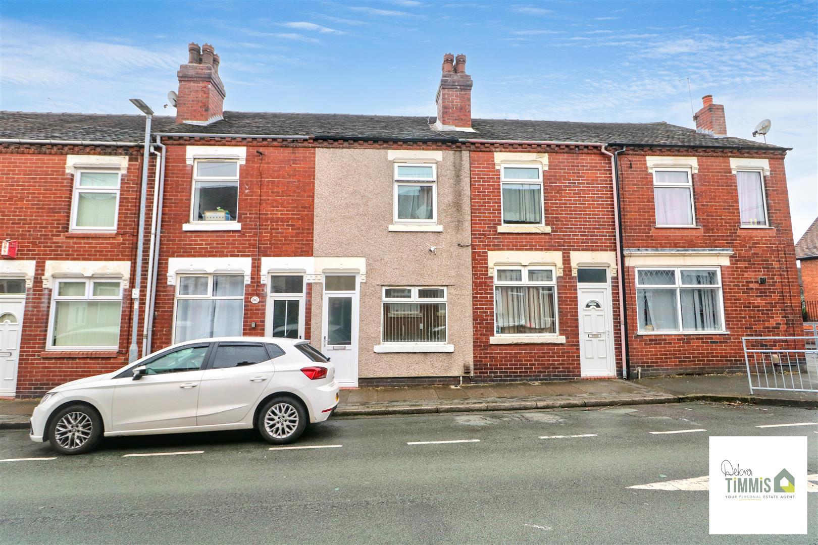 2 bed property in Wade Street, Stoke-On-Trent